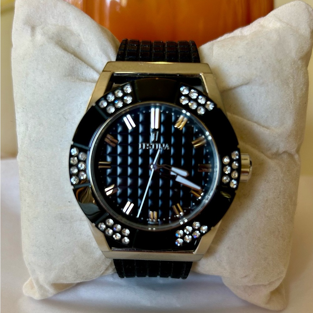 Festina black and silver watch.  Swarovski crystal accents w rubber band